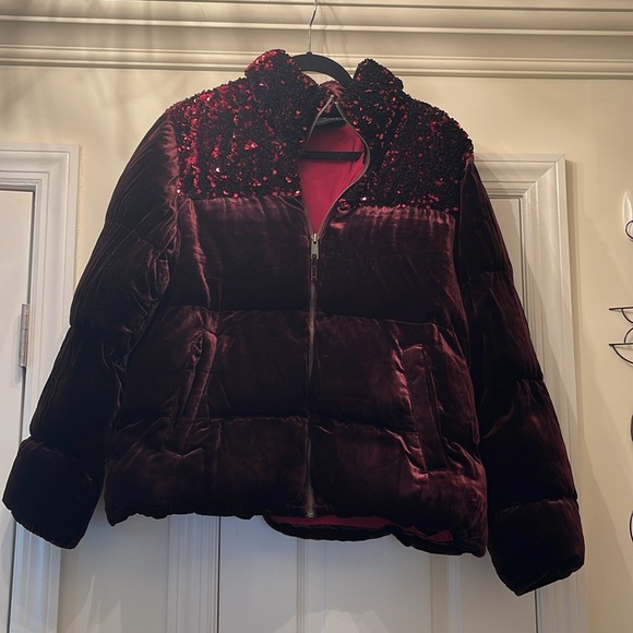Vera Sequined Velvet Puffer Jacket - Picture 5 of 8